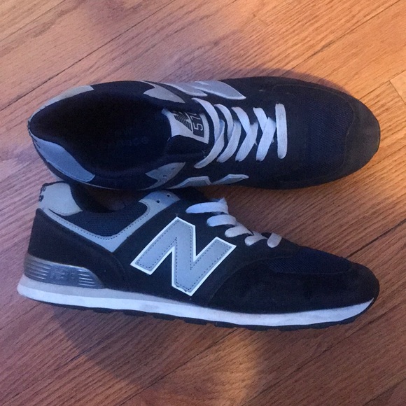 New balance shoes size 9.5 - Picture 1 of 2